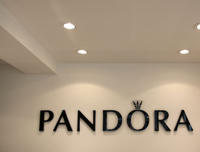 Pandora Anstricharbeiten